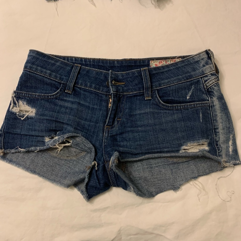 Siwy Camilla denim shorts as seen on JJD and Megan Fox - Picture 7 of 12
